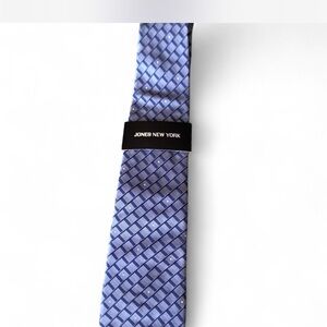 Jones New York Geometric Blue Tie